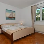 Vikendica Family Friendly House With A Swimming Pool Mavarstica, Ciovo - 25200 *