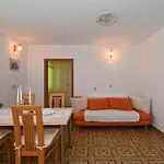 Family Friendly House With A Swimming Pool Mavarstica, Ciovo - 25200 Vikendica