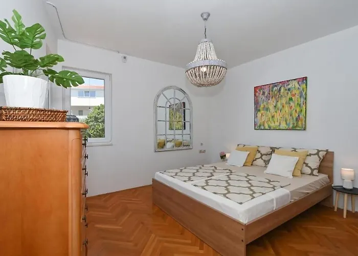 Family Friendly House With A Swimming Pool Mavarstica, Ciovo - 25200 * Trogir