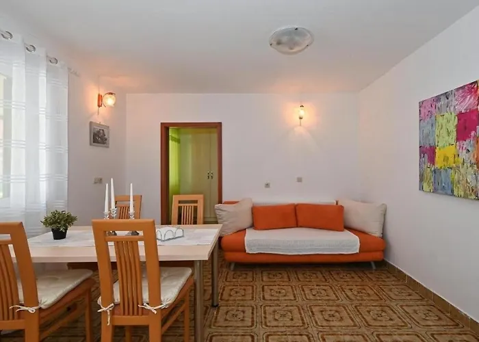 Family Friendly House With A Swimming Pool Mavarstica, Ciovo - 25200 Holiday home