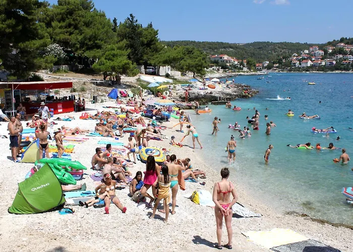 Family Friendly House With A Swimming Pool Mavarstica, Ciovo - 25200 *